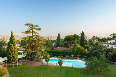 Piscina Hotel Jardines de Córdoba