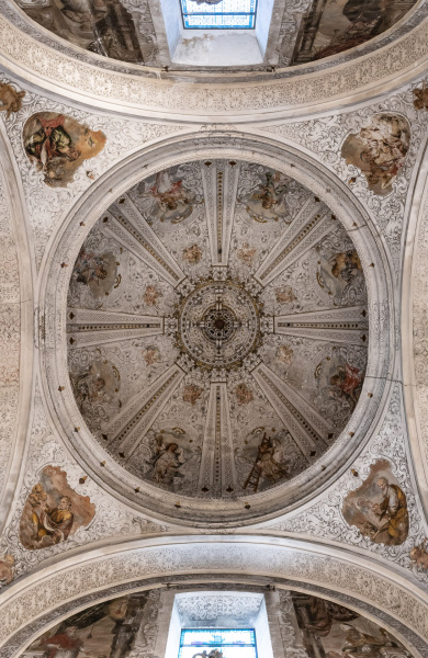 The entire upper part of the church is covered with tempera paintings made by Valdés Leal between 1678 and 1682, as the four pendentives with the four Evangelists and the eight angels of the dome.Baroque-style church of Hospital de la Santa Caridad (Capilla de San Jorge) was promoted by Miguel de Mañara in Seville, Spain and completed in 1670. with the four Evangelists.Baroque-style church of Hospital de la Santa Caridad (Capilla de San Jorge) was promoted by Miguel de Mañara in Seville, Spain and completed in 1670.