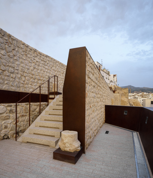 Muralla de Cabra (Córdoba) | EYAC Arquitec | Manolo Espaliú - Fotografía de Arquitectura