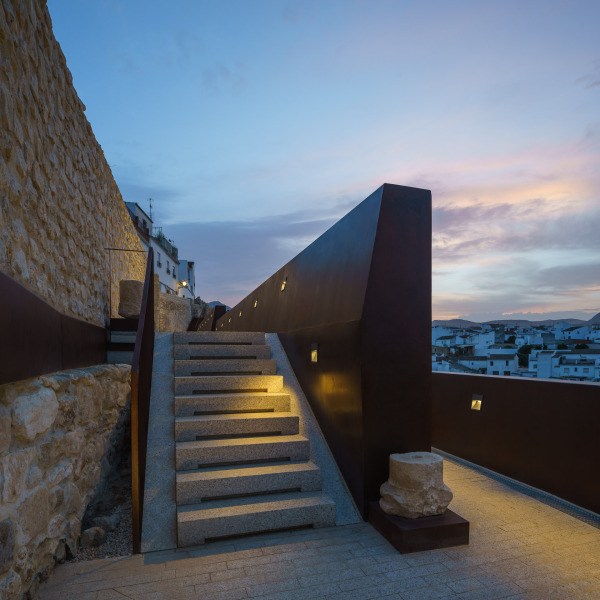 Muralla de Cabra (Córdoba) | EYAC Arquitec | Manolo Espaliú - Fotografía de Arquitectura