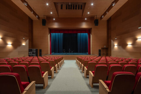 Teatro Cervantes Castro del Río | Pedro Moreno Arquitecto | Manolo Espaliú - Fotografía de Arquitectura